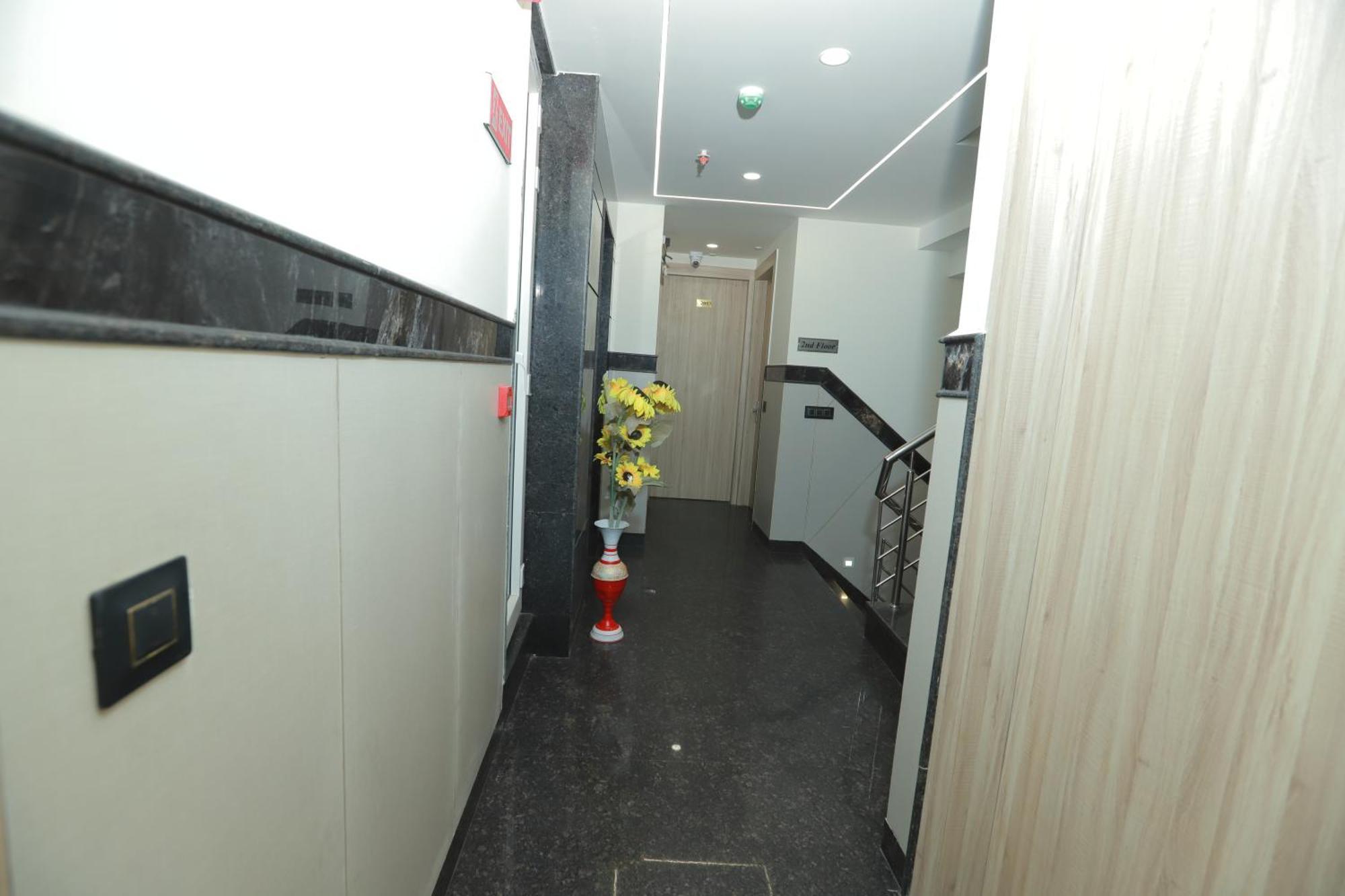 Zed Hotel - Delhi International Airport Nueva Delhi Exterior foto
